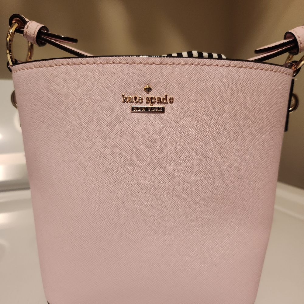Kate Spade Cameron Street Pippa Bucket Bag Pink Lemonade